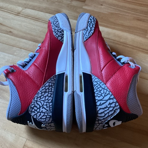 Nike Air Jordan 3 Retro 2019 Unit Fire Red Cement Grey Size 6.5Y/Women’s 8 - Picture 2 of 11